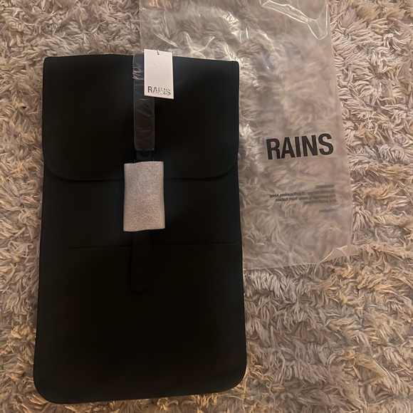 NEW W/ TAGS RAINS Backpack W3 - Backpack for Men and Women - Picture 2 of 13